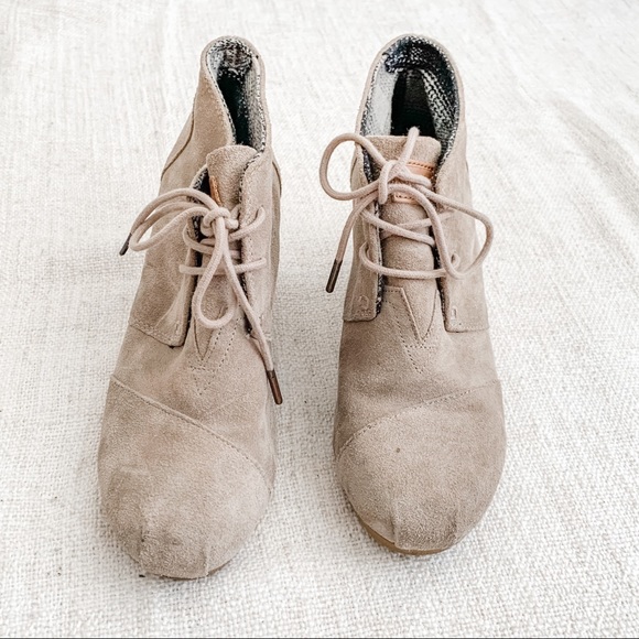 TOMS Taupe Wedge Booties - Picture 2 of 9